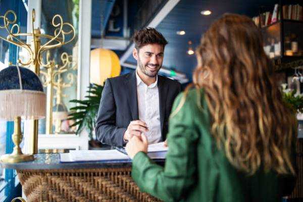 Online Course Certified Luxury Hotel Operations Expert